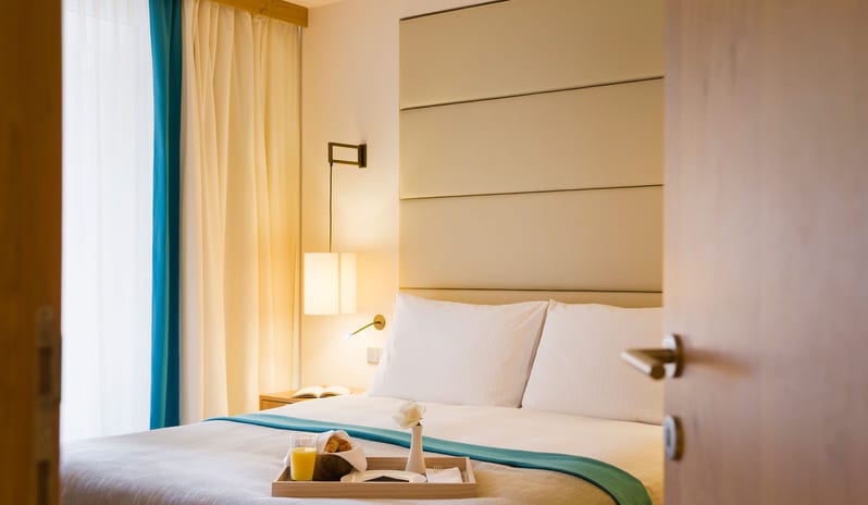 SUN GARDENS - DELUXE TWO  BEDROOM RESIDENCE SEA VIEW MASTER BEDROOM